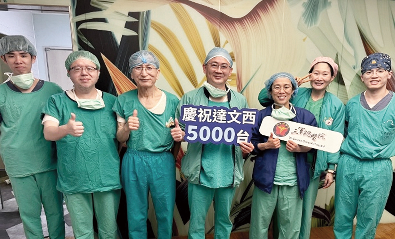 醫療團隊祝福李佩蓉林台欣提供